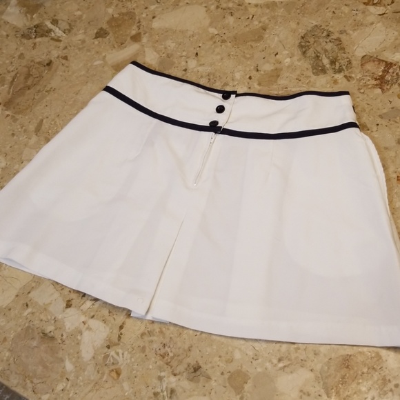 Wilson Tennis Skirt Size 12 - Picture 5 of 8
